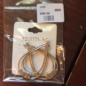 Gold and silver wire wrapped boho teardrop earring